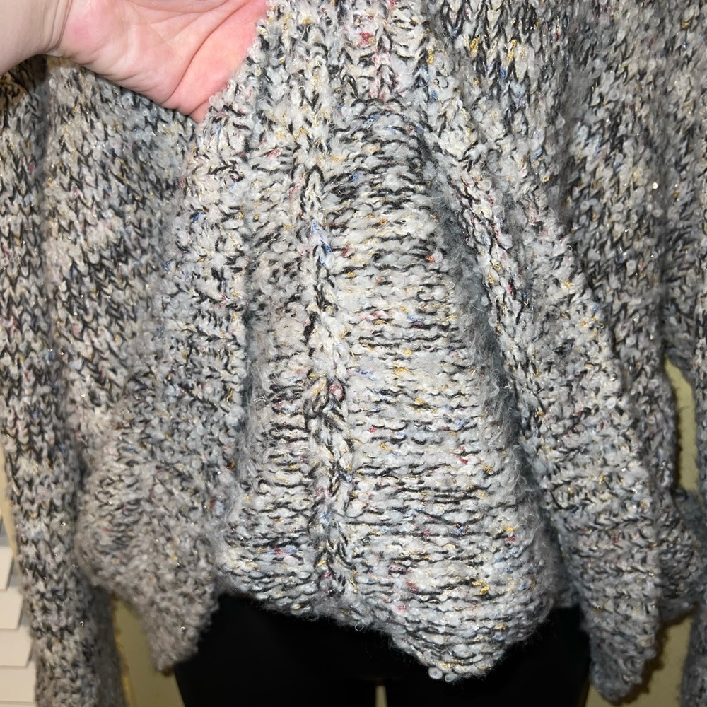 Lou & Grey LOFT Oversized Cowl Neck Chunky Acrylic Gray, Cream Sweater Size M/L - Picture 10 of 14